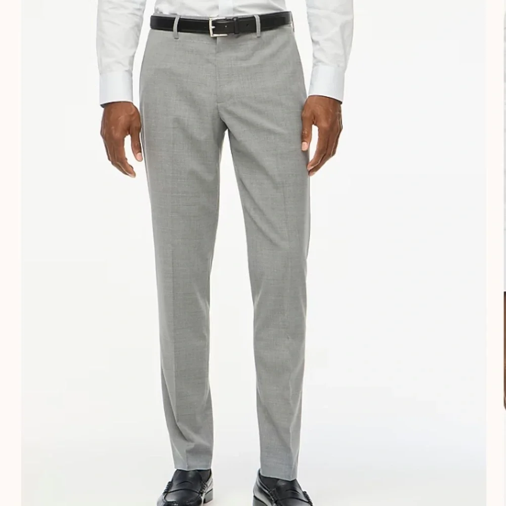 J crew light grey Thompson suit pant in four-season wool blend